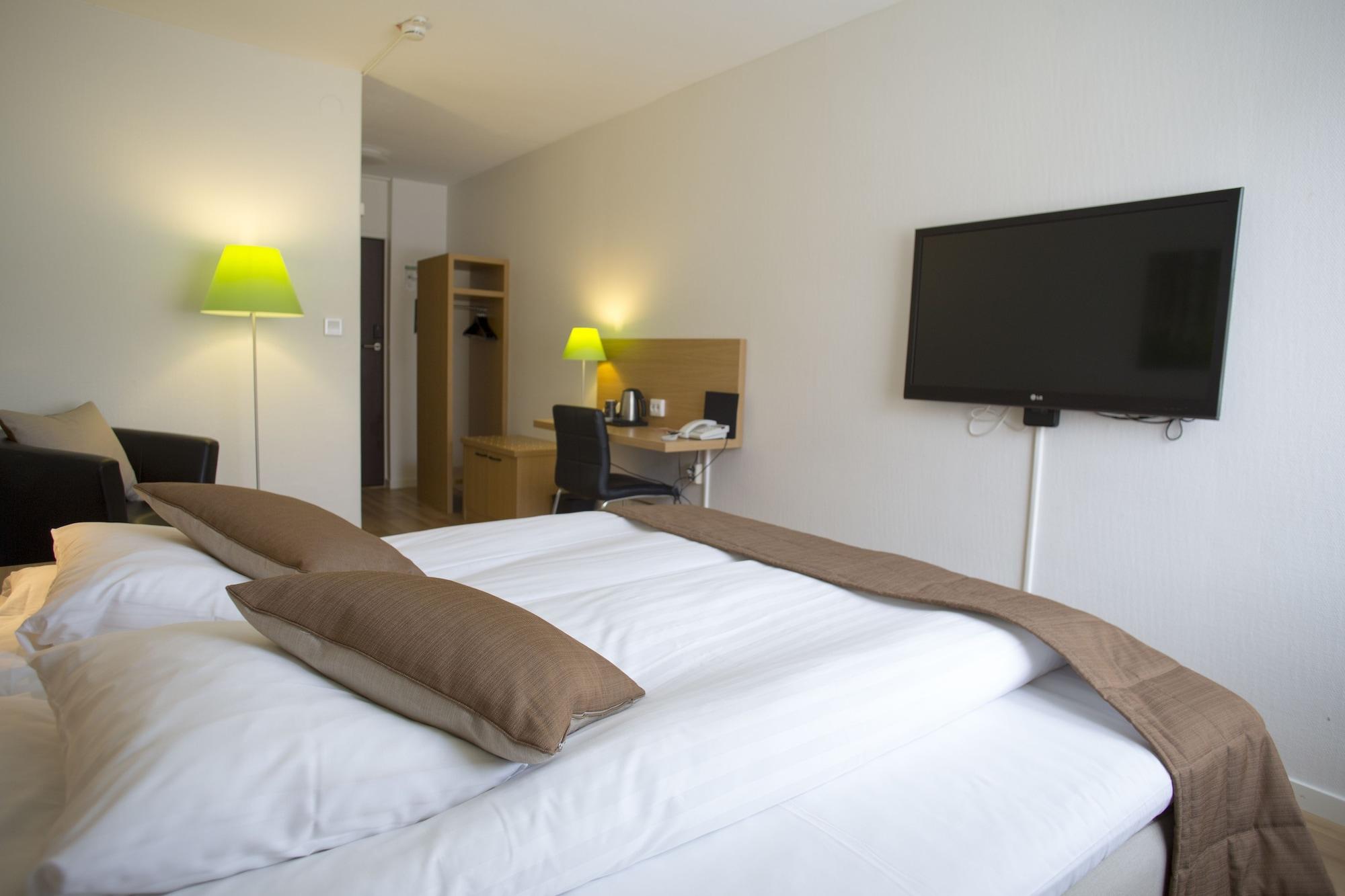 First Hotel Dragonen Umea Luaran gambar
