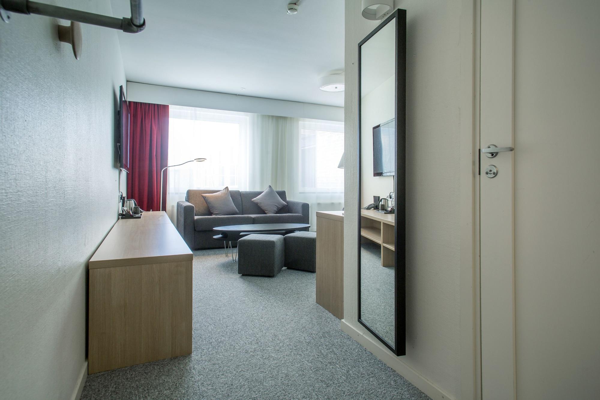 First Hotel Dragonen Umea Luaran gambar