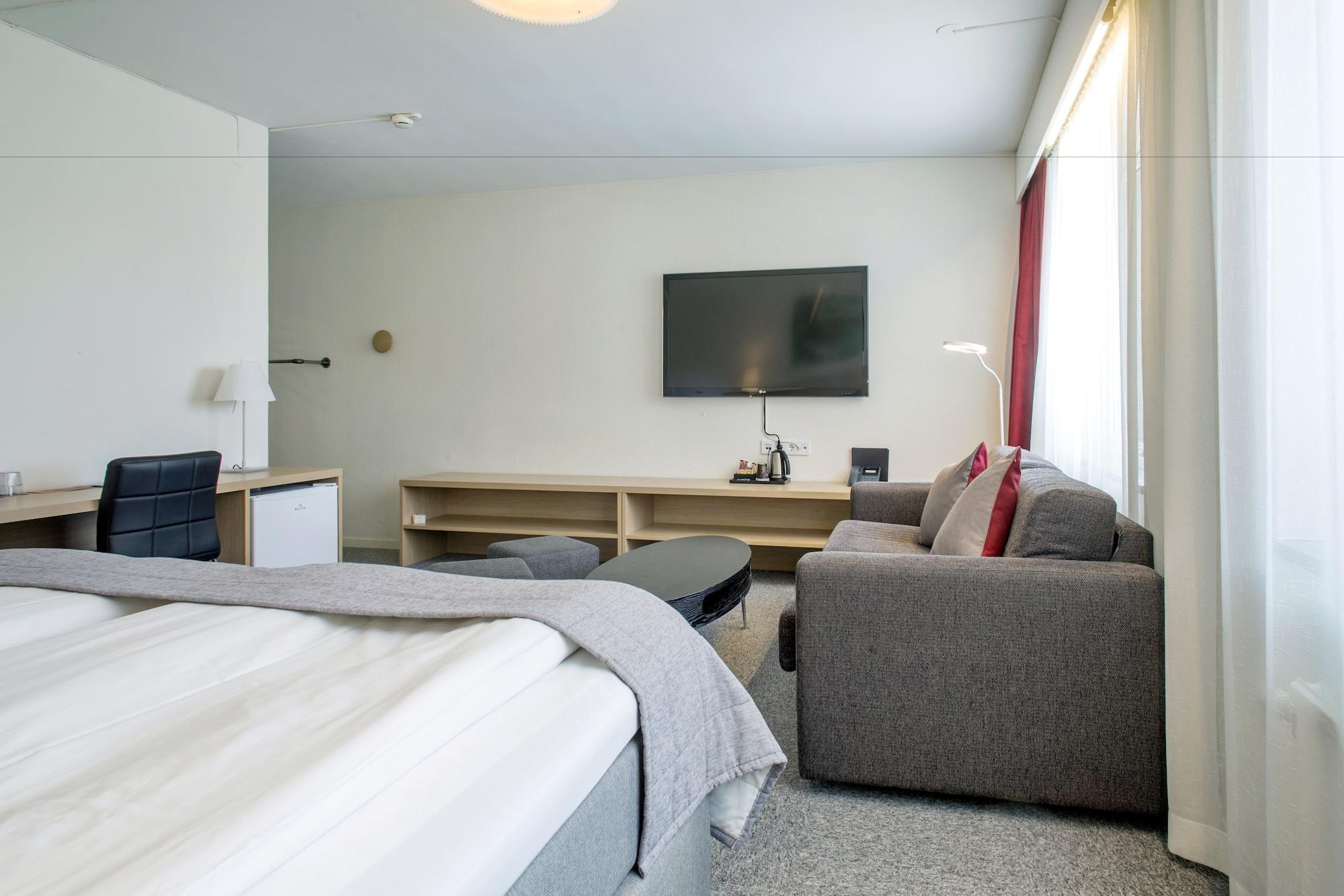 First Hotel Dragonen Umea Luaran gambar