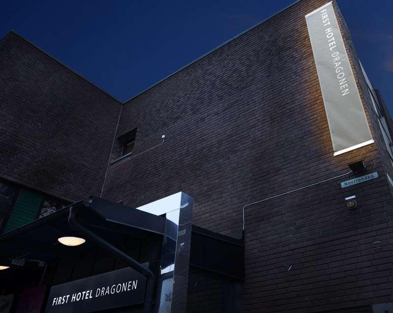 First Hotel Dragonen Umea Luaran gambar