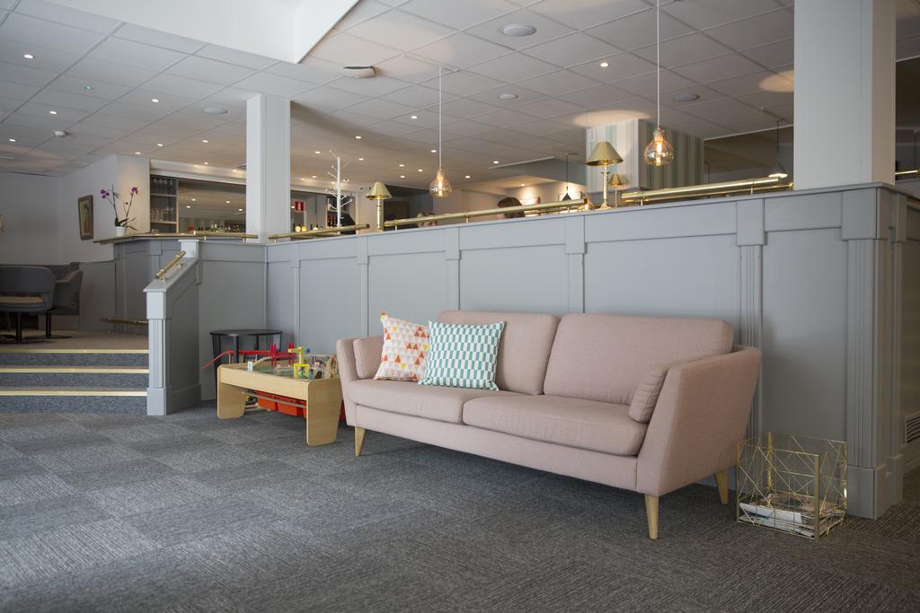 First Hotel Dragonen Umea Luaran gambar
