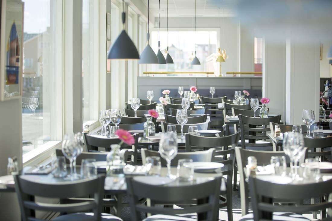 First Hotel Dragonen Umea Luaran gambar