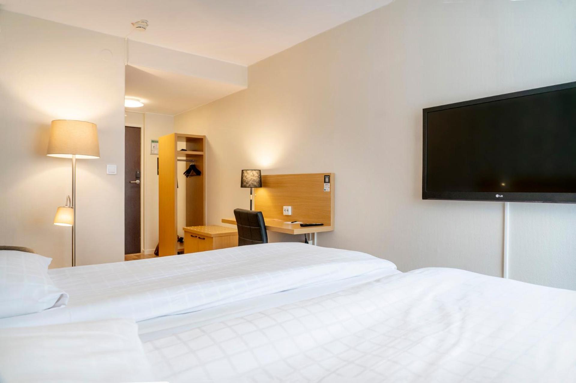 First Hotel Dragonen Umea Luaran gambar