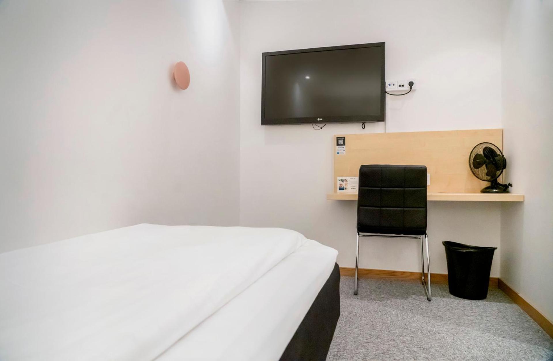 First Hotel Dragonen Umea Luaran gambar