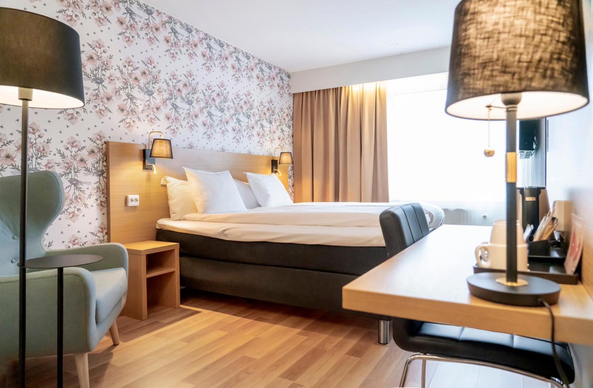First Hotel Dragonen Umea Luaran gambar