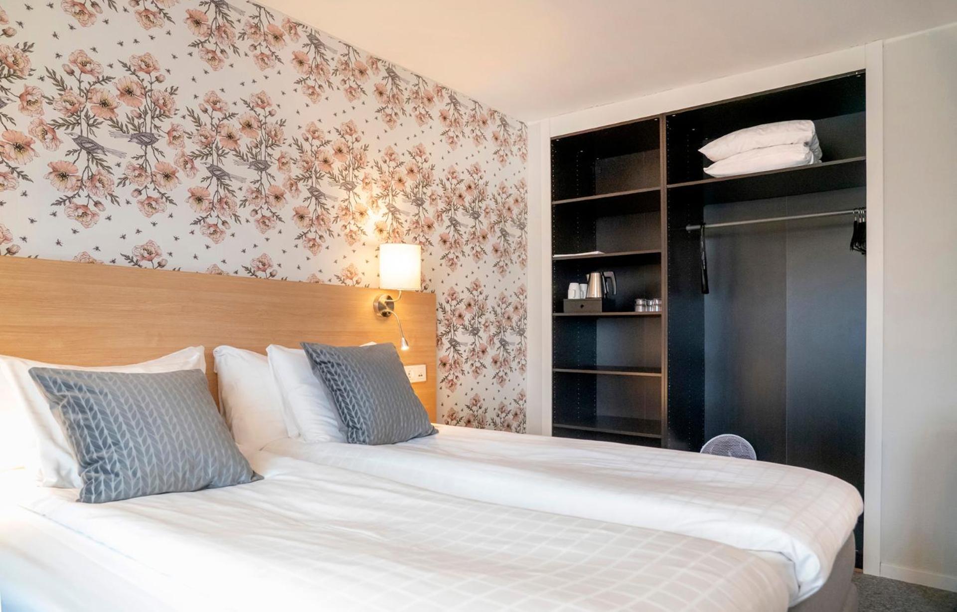 First Hotel Dragonen Umea Luaran gambar